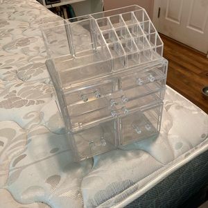 Makeup storage containers